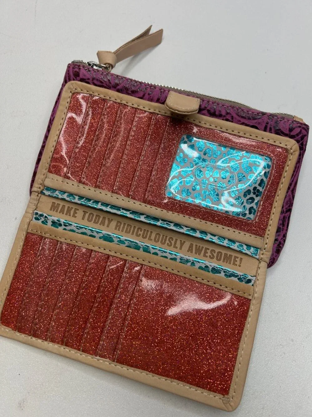 C0NSUELA Slim Wallet Mena Tooled Embossed Leather Fuchsia - Picture 7 of 8